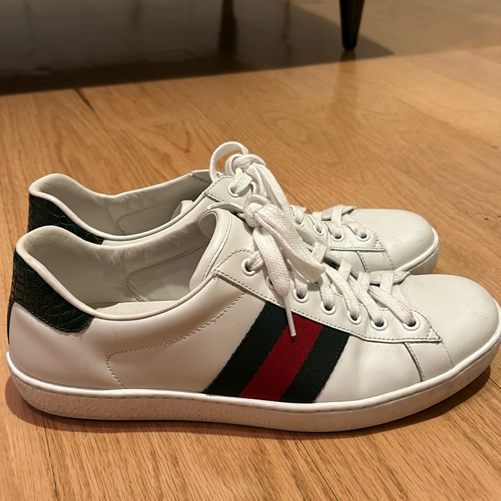 Gucci Men's Ace Low Top Sneakers